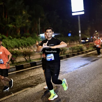 Runner Photo 7801465