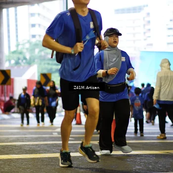 Runner Photo 7801474