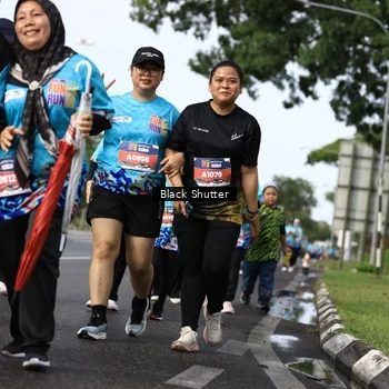 Runner Photo 7801477