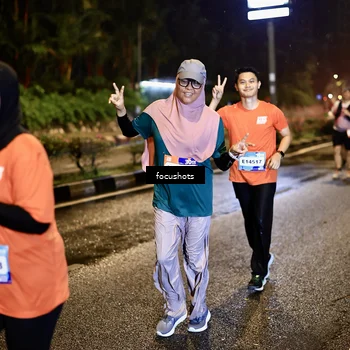 Runner Photo 7801482