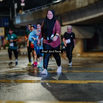 Runner Photo 7801493