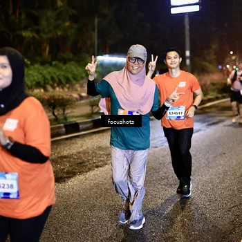 Runner Photo 7801496