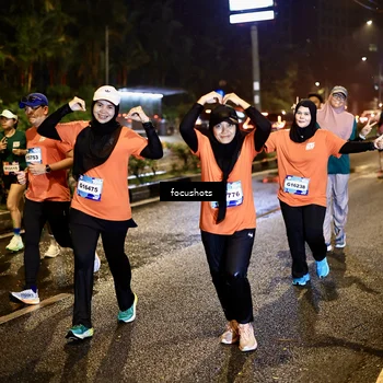 Runner Photo 7801515