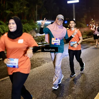 Runner Photo 7801518