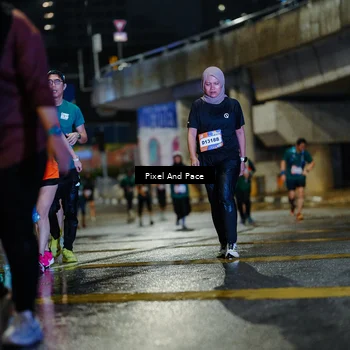 Runner Photo 7801532