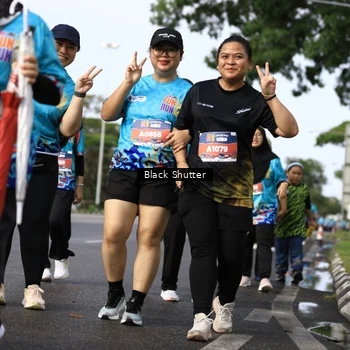Runner Photo 7801559