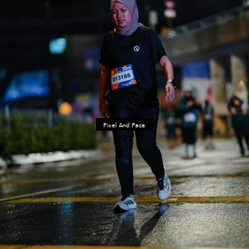 Runner Photo 7801579