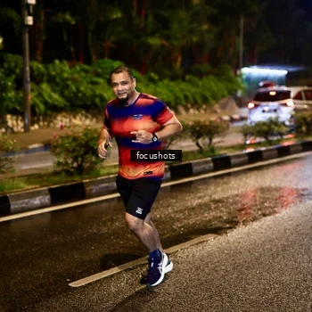 Runner Photo 7801582