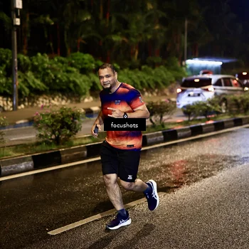 Runner Photo 7801589
