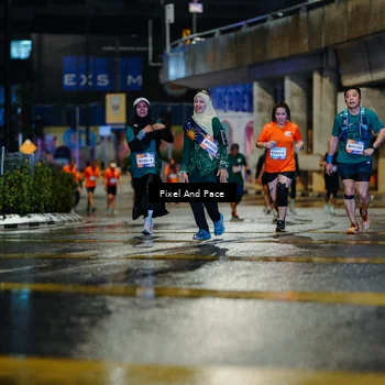 Runner Photo 7801597