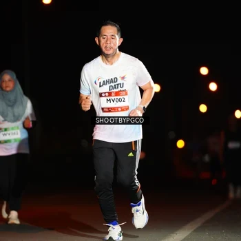 Runner Photo 7801604
