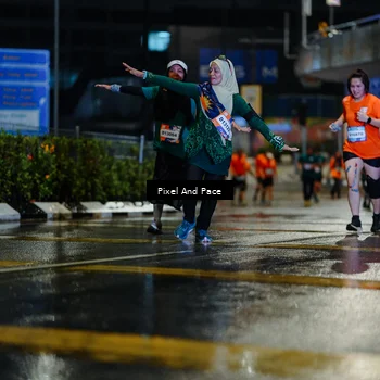 Runner Photo 7801609