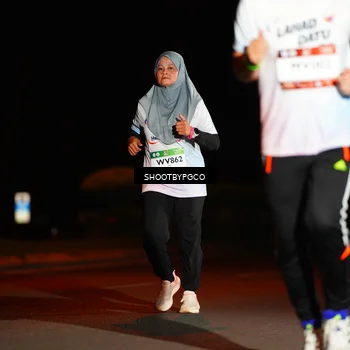 Runner Photo 7801615