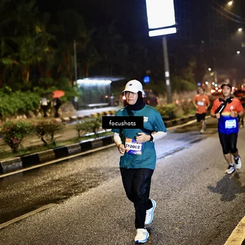 Runner Photo 7801622