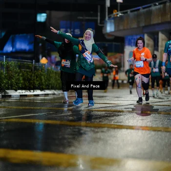 Runner Photo 7801630