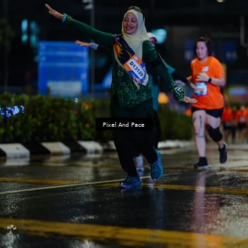 Runner Photo 7801640