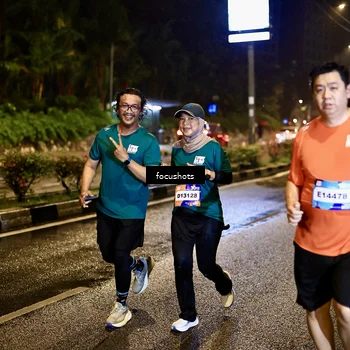 Runner Photo 7801642