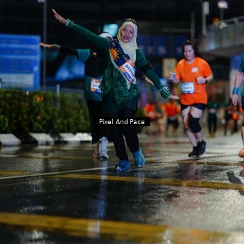 Runner Photo 7801643