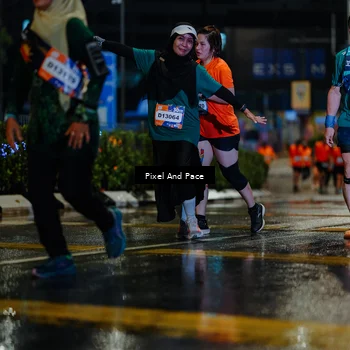 Runner Photo 7801645