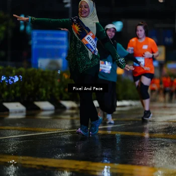 Runner Photo 7801654