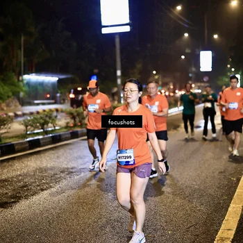 Runner Photo 7801679