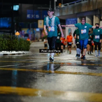Runner Photo 7801694