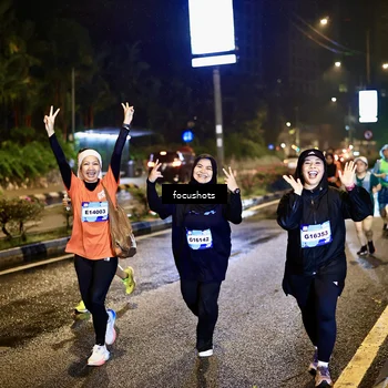 Runner Photo 7801707
