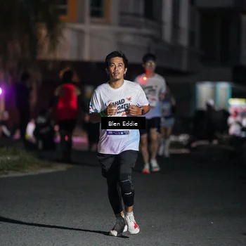Runner Photo 7801709