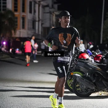 Runner Photo 7801719