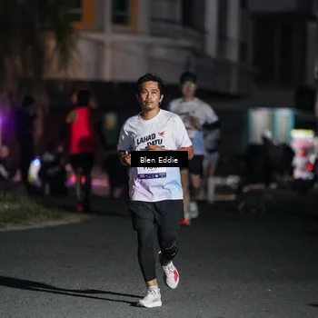 Runner Photo 7801723