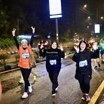 Runner Photo 7801730