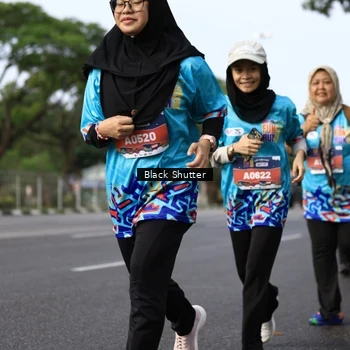 Runner Photo 7801733