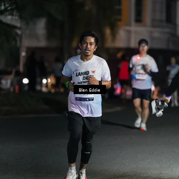Runner Photo 7801739