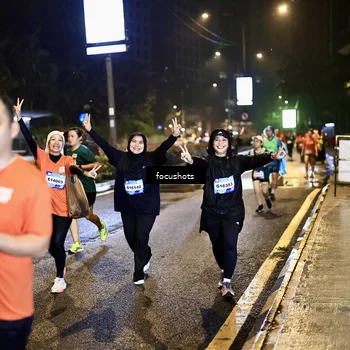 Runner Photo 7801743