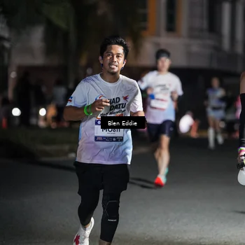 Runner Photo 7801745