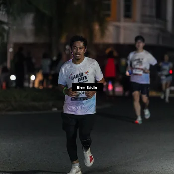 Runner Photo 7801747