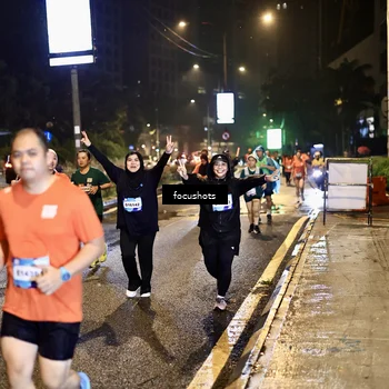 Runner Photo 7801755