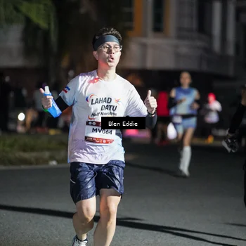 Runner Photo 7801780