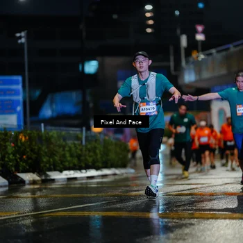 Runner Photo 7801788