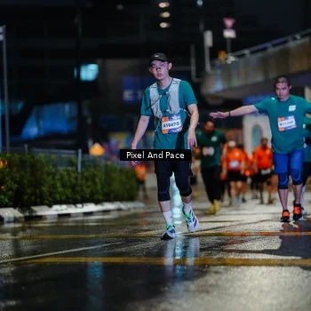Runner Photo 7801789