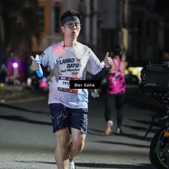 Runner Photo 7801799