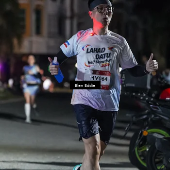 Runner Photo 7801800