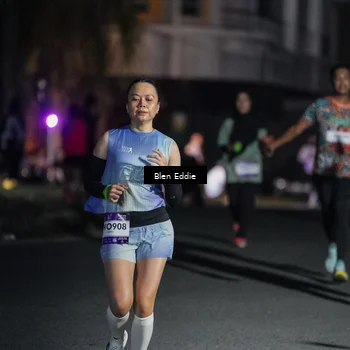 Runner Photo 7801802