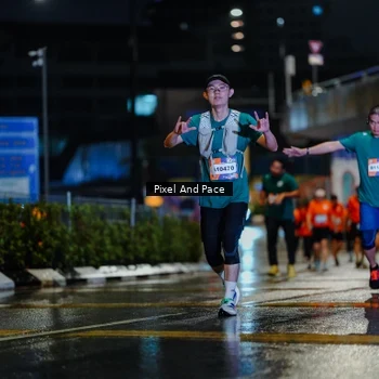 Runner Photo 7801811