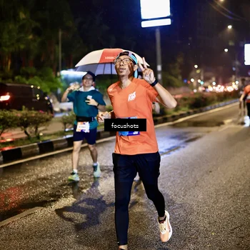 Runner Photo 7801824