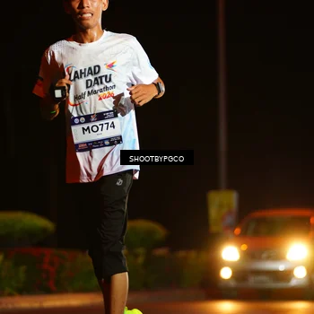Runner Photo 7801830