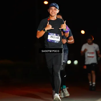 Runner Photo 7801835