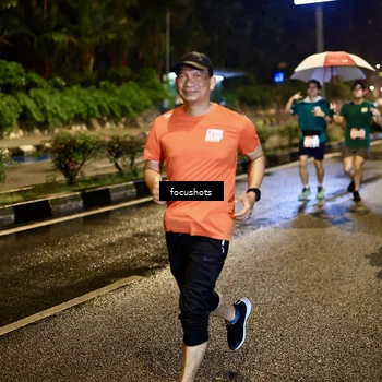 Runner Photo 7801838