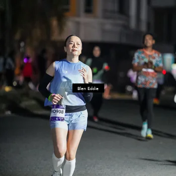 Runner Photo 7801839