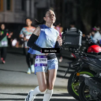 Runner Photo 7801841
